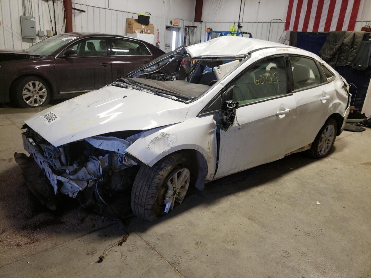 Photo 2 from auction – 2015 FORD FOCUS SE with VIN 1FADP3F23FL337055