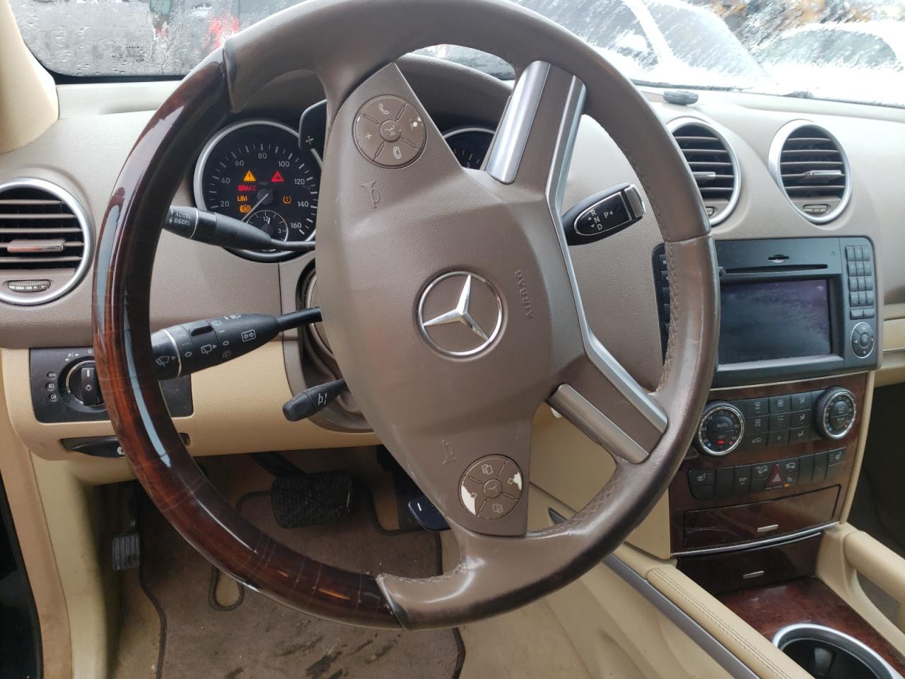Photo 9 from auction – 2010 MERCEDES-BENZ ML 350 BLU with VIN 4JGBB2FB4AA618131