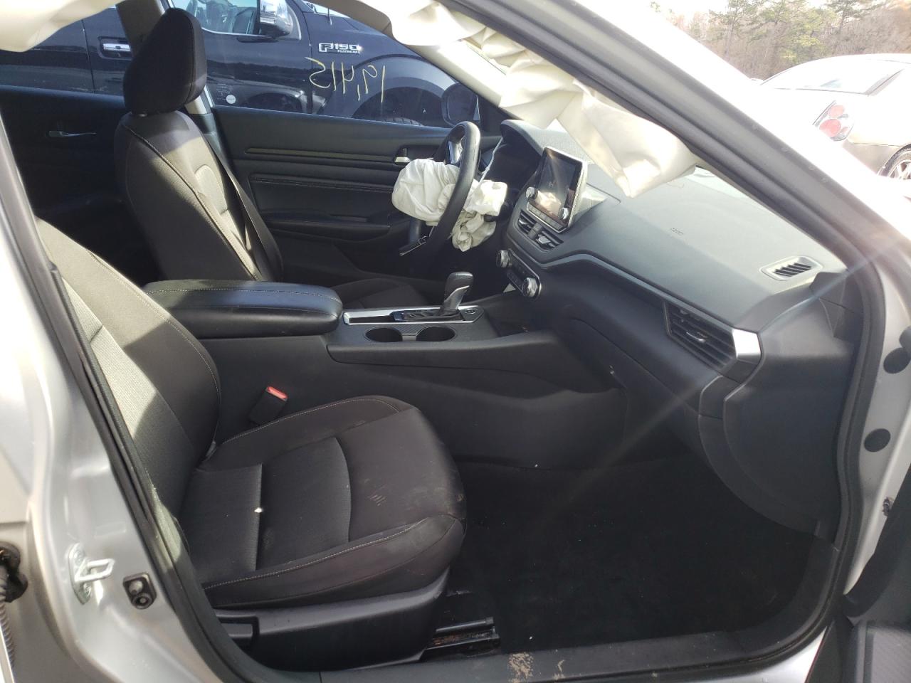 Photo 5 from auction – 2019 NISSAN ALTIMA S with VIN 1N4BL4BV5KC252270