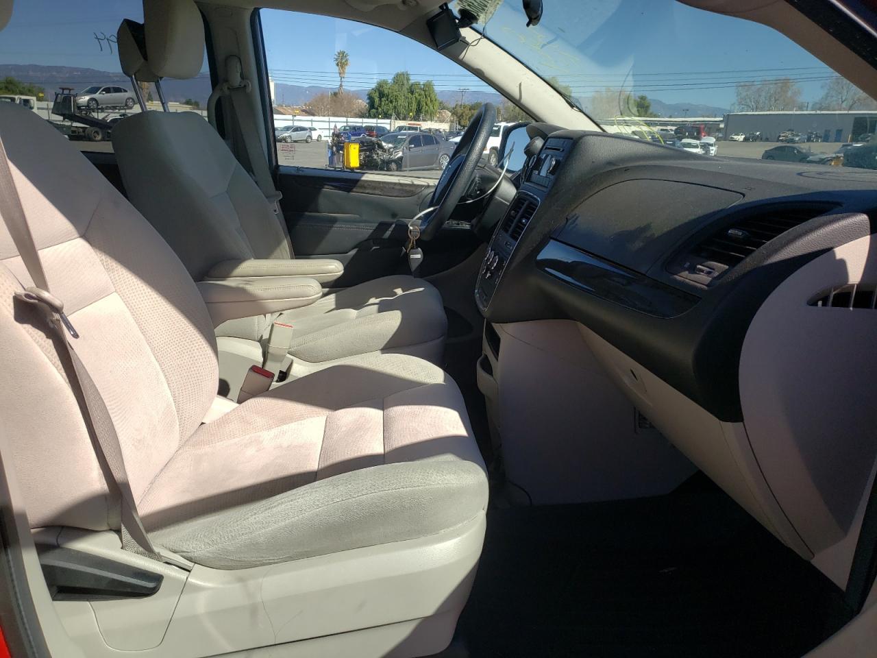 Zdjęcie 5 z aukcji – 2016 DODGE GRAND CARA z VIN 2C4RDGBG6GR130833