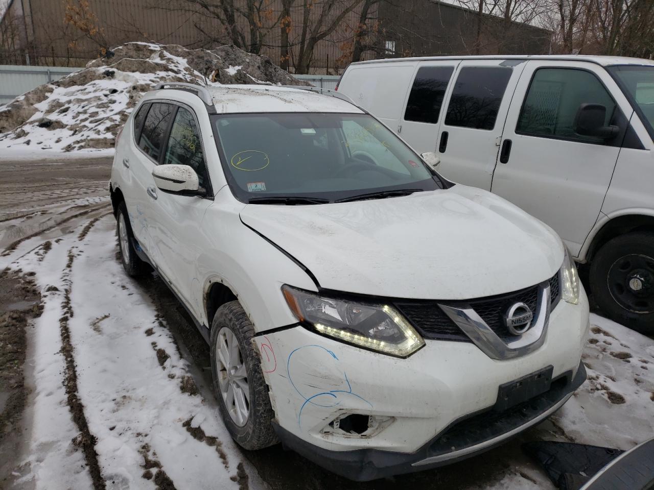 NISSAN ROGUE S 2016 with VIN KNMAT2MVXGP714460 - Photo from auction