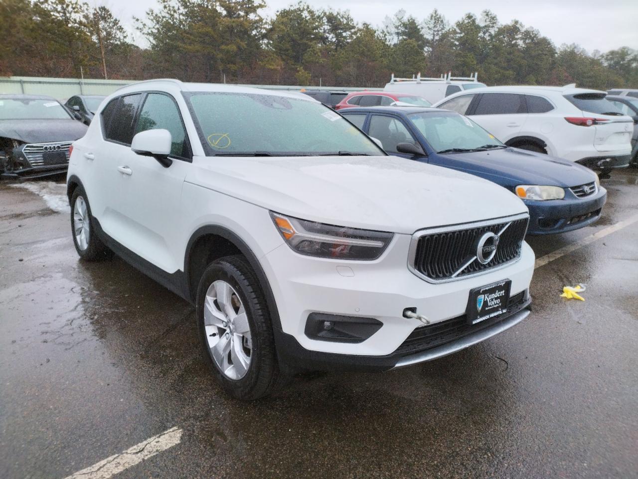 Photo 1 from auction – 2022 VOLVO XC40 T5 MO with VIN YV4162UK1N2709510