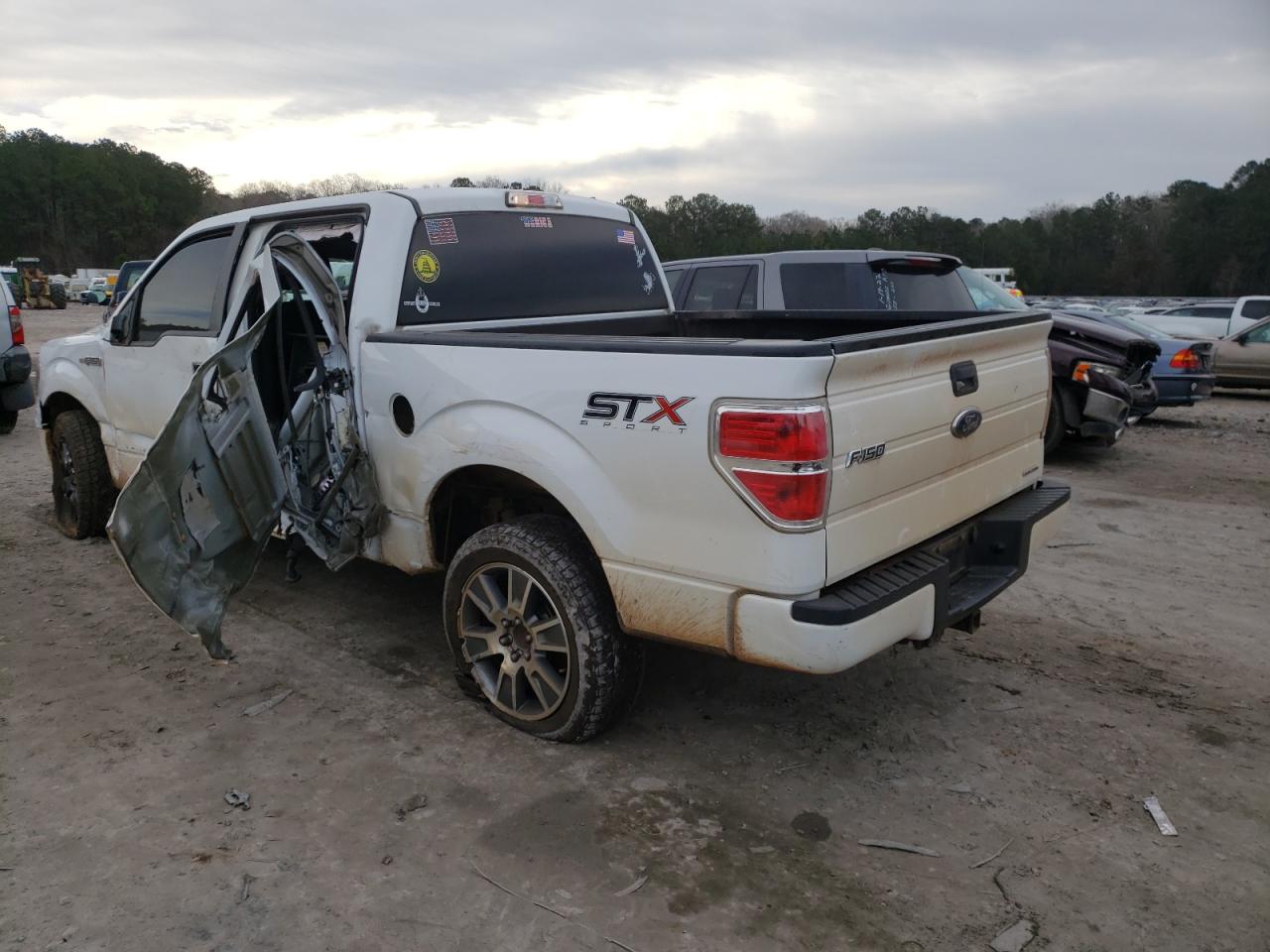 Photo 3 from auction – 2014 FORD F150 SUPER with VIN 1FTFW1CF1EFB67230