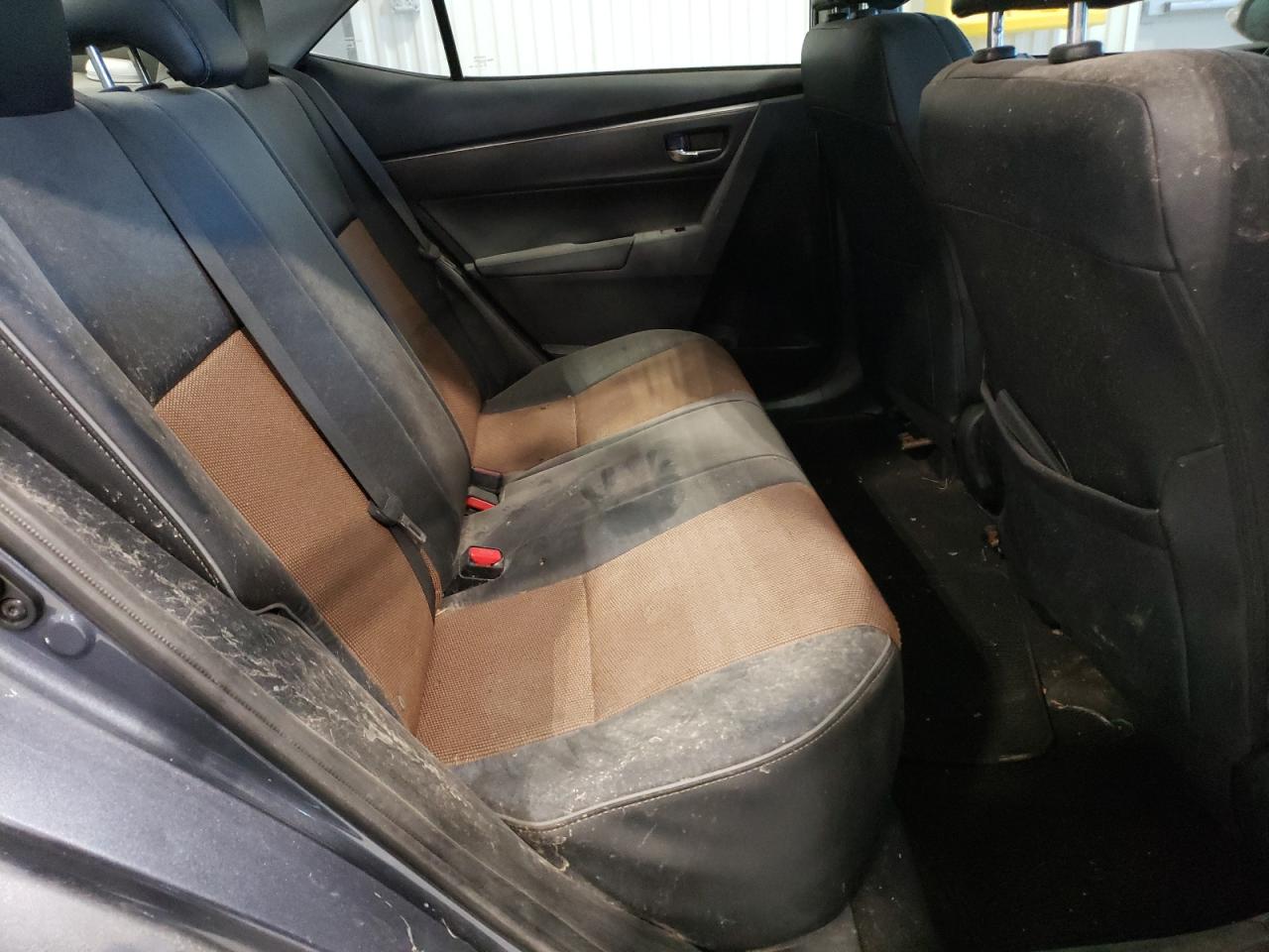 Photo 6 from auction – 2014 TOYOTA COROLLA L with VIN 5YFBURHE2EP101314
