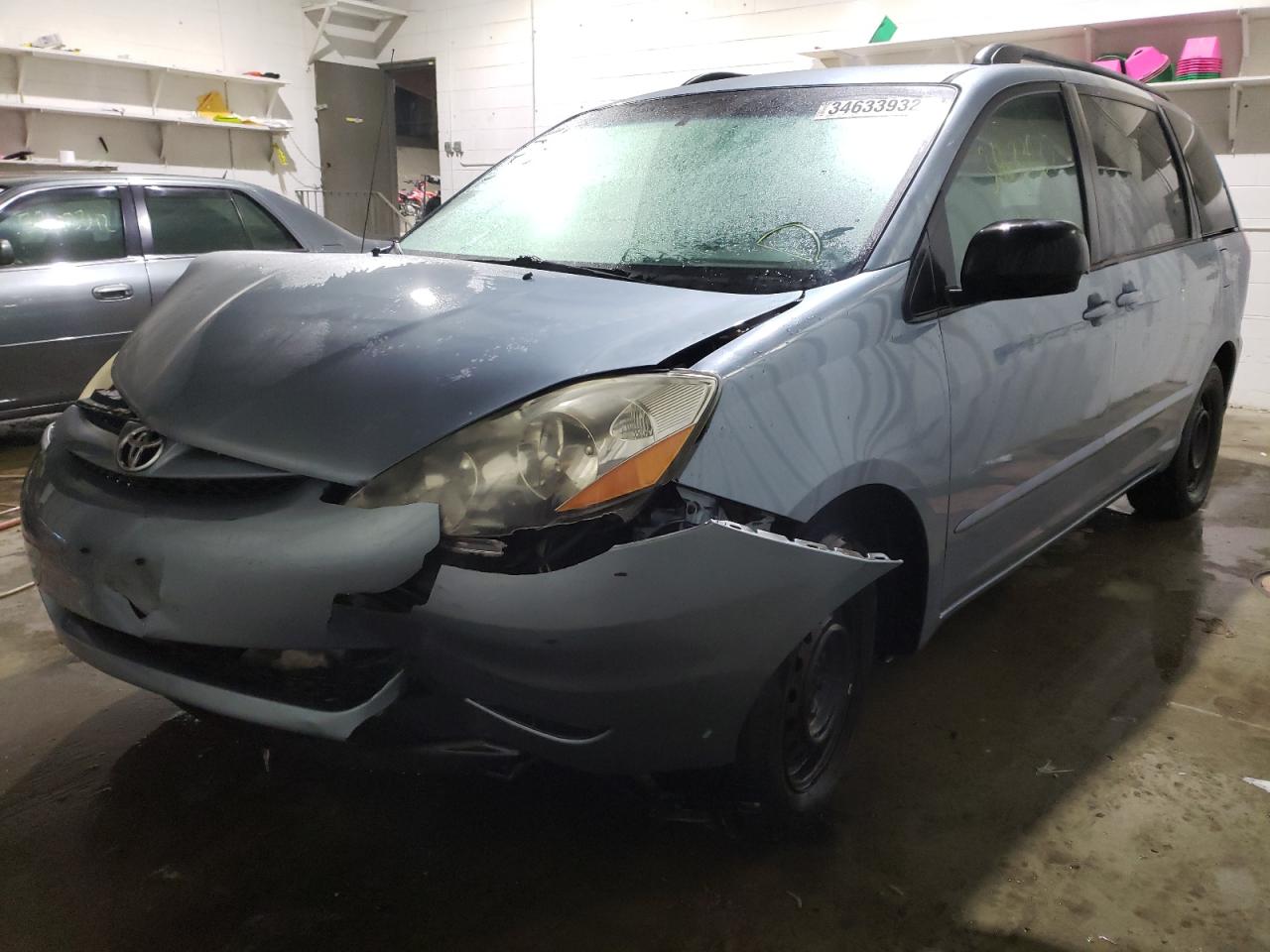 Photo 2 from auction – 2006 TOYOTA SIENNA CE with VIN 5TDZA23C76S450238