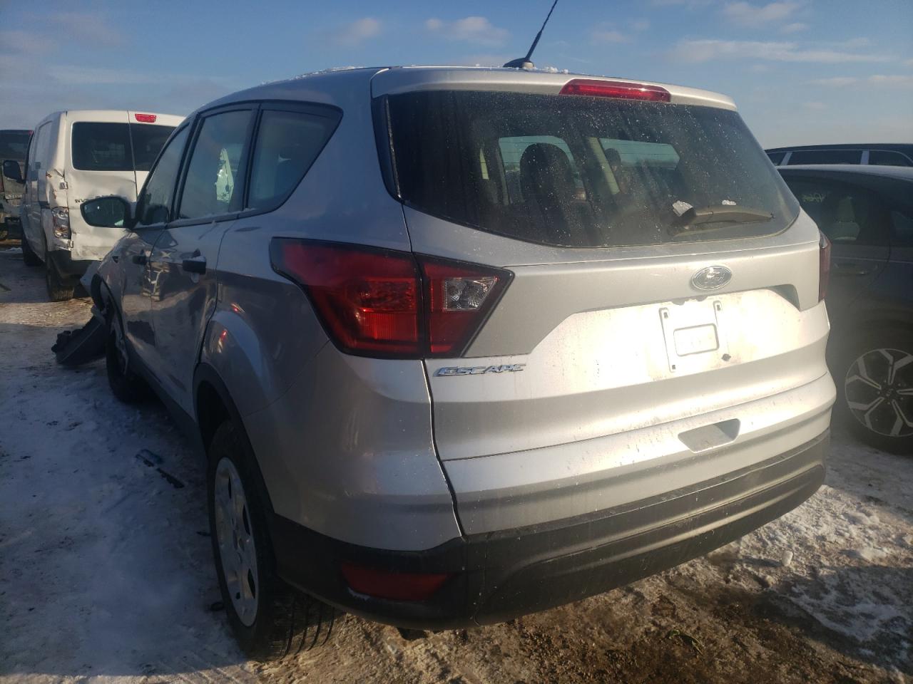 Photo 3 from auction – 2019 FORD ESCAPE S with VIN 1FMCU0F78KUB22098