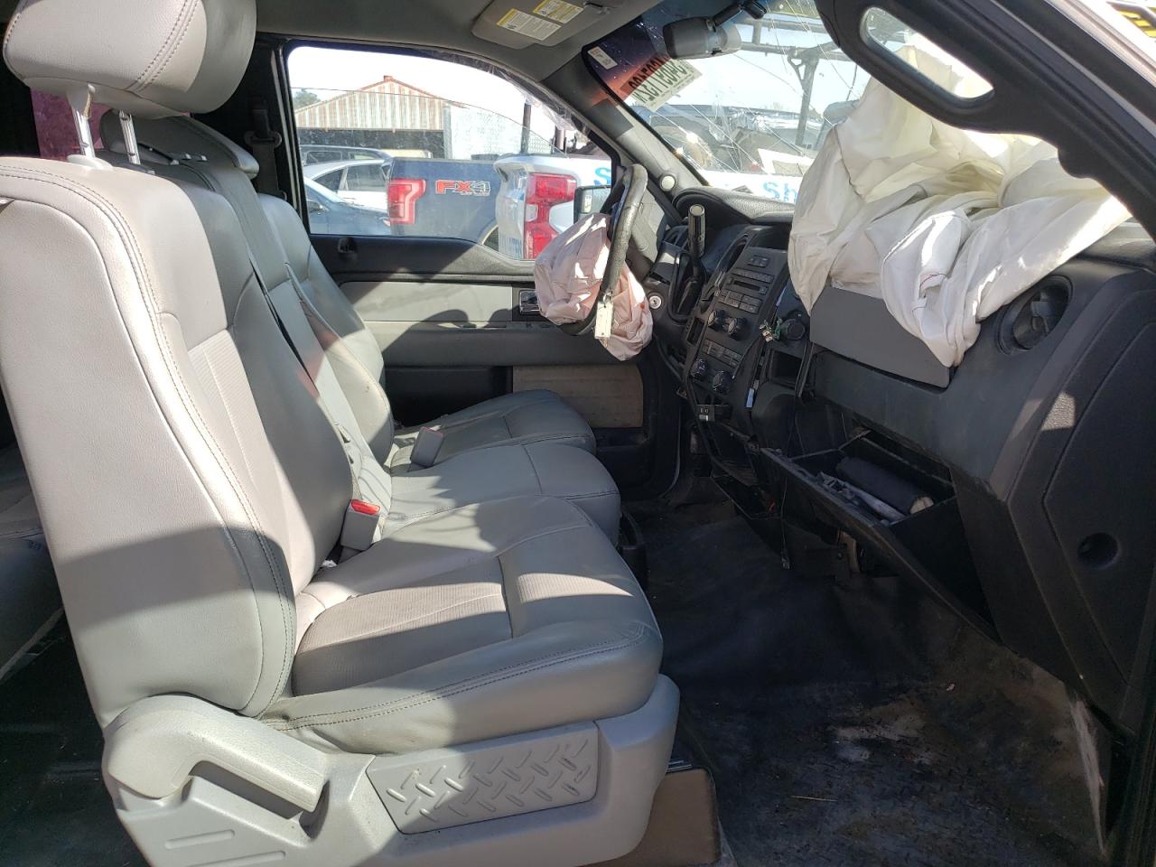Photo 5 from auction – 2014 FORD F150 SUPER with VIN 1FTFX1CF9EFB73919
