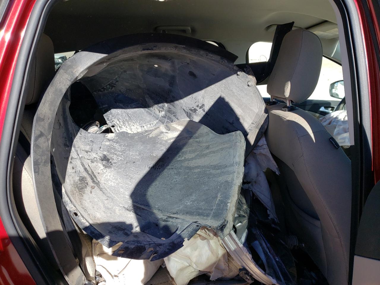 Photo 6 from auction – 2019 FORD ESCAPE SE with VIN 1FMCU0G90KUB12164