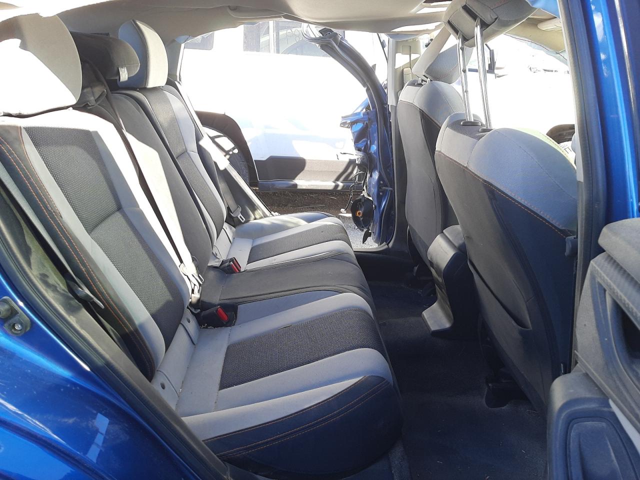 Photo 6 from auction – 2019 SUBARU CROSSTREK with VIN JF2GTAECXKH381831