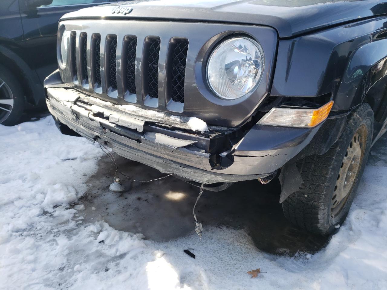 Photo 9 from auction – 2016 JEEP PATRIOT with VIN 1C4NJRAB7GD625909