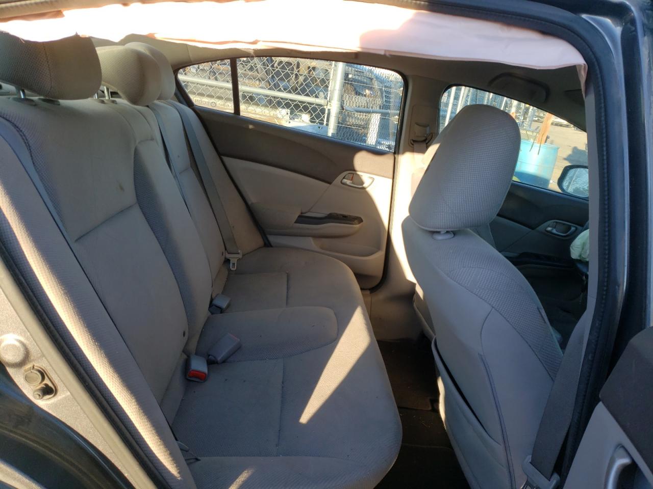 Photo 6 from auction – 2012 HONDA CIVIC LX with VIN 2HGFB2F58CH599685