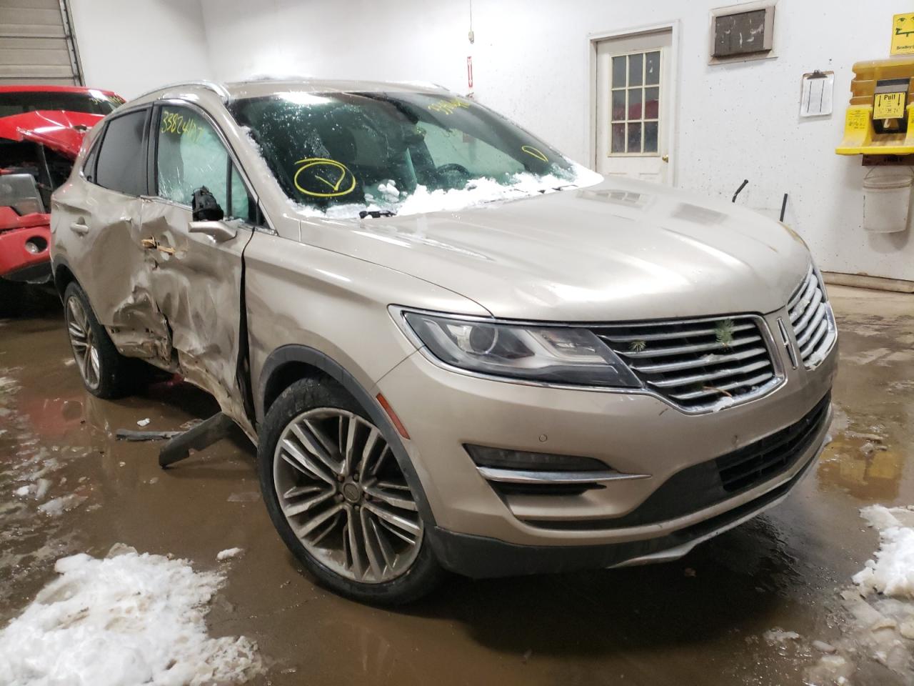 LINCOLN MKC 2015 with VIN 5LMTJ2AH9FUJ42576 - Photo from auction