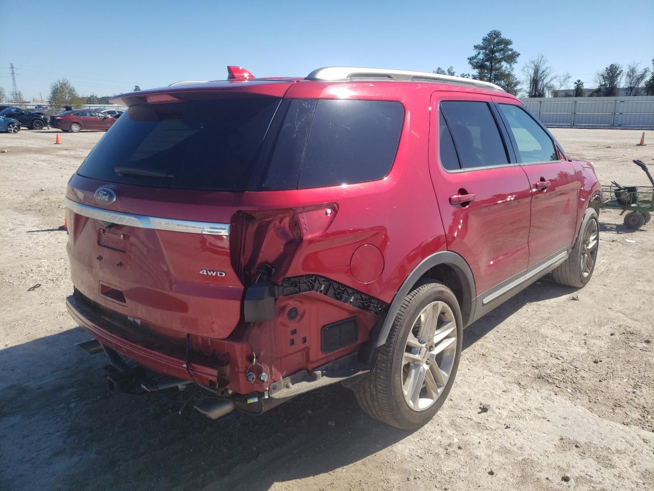 صورة رقم 4 من المزاد - 2016 FORD EXPLORER X مع VIN 1FM5K8D87GGD00095