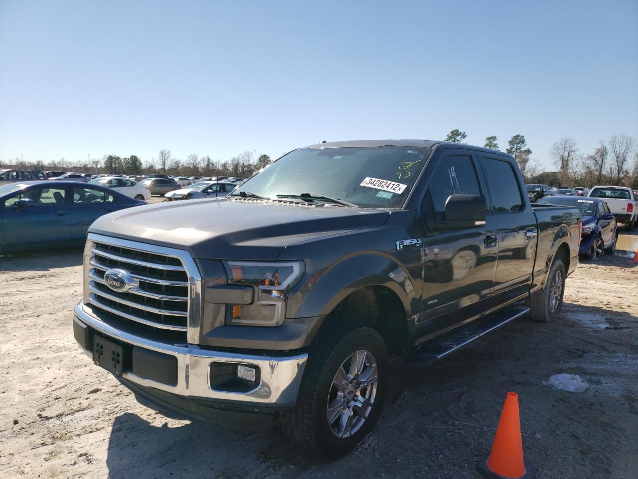 Photo 2 from auction – 2015 FORD F150 SUPER with VIN 1FTEW1CP0FKE24021