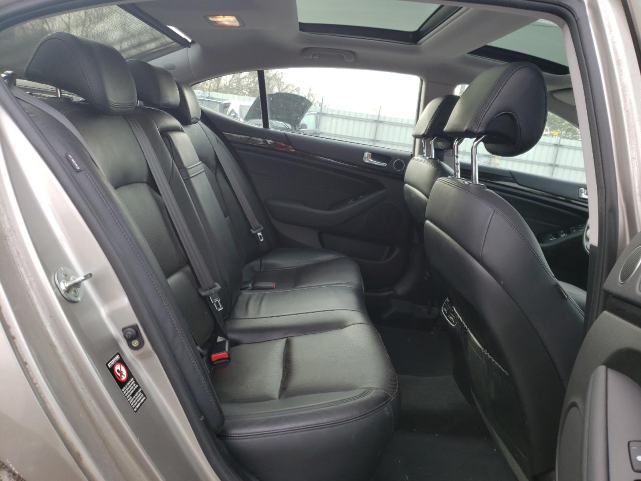 Photo 6 from auction – 2014 KIA CADENZA PR with VIN KNALN4D72E5162314