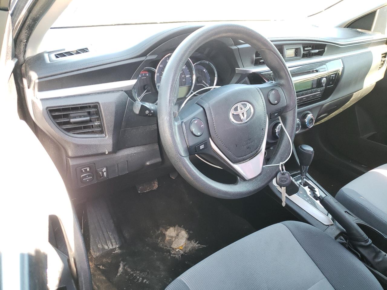 Photo 9 from auction – 2015 TOYOTA COROLLA L with VIN 2T1BURHE8FC372296