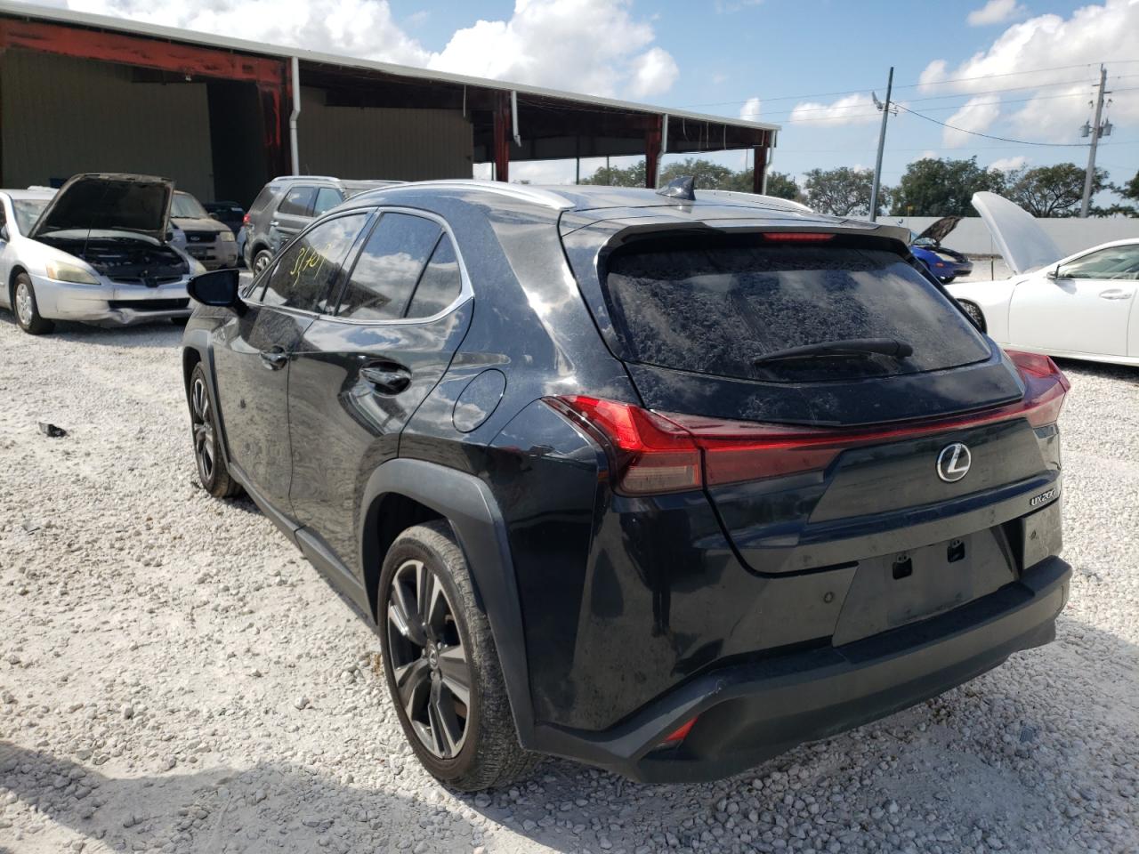 Photo 3 from auction – 2020 LEXUS UX 200 with VIN JTHX3JBH9L2023900