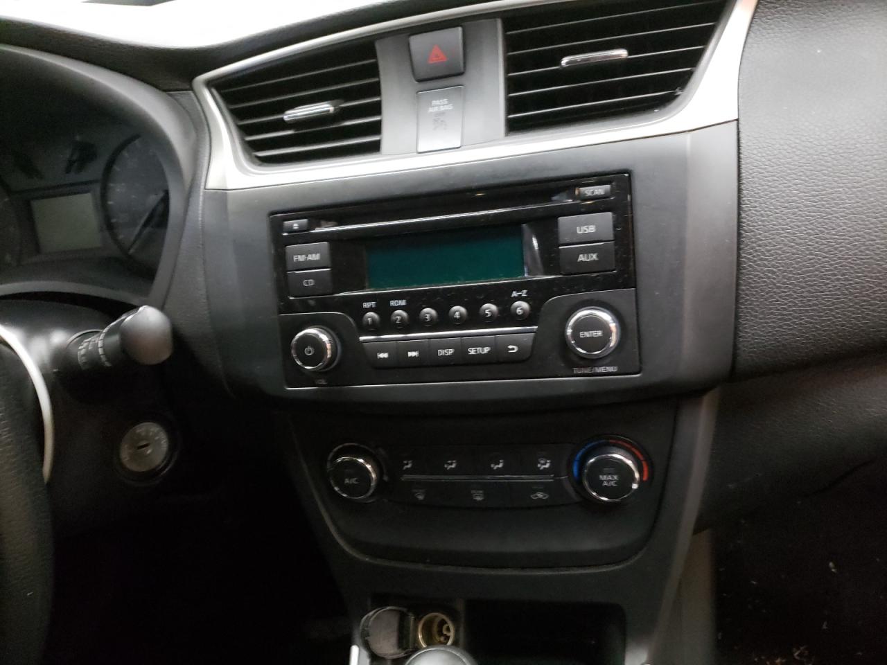 Photo 9 from auction – 2016 NISSAN SENTRA S with VIN 3N1AB7AP7GY255184