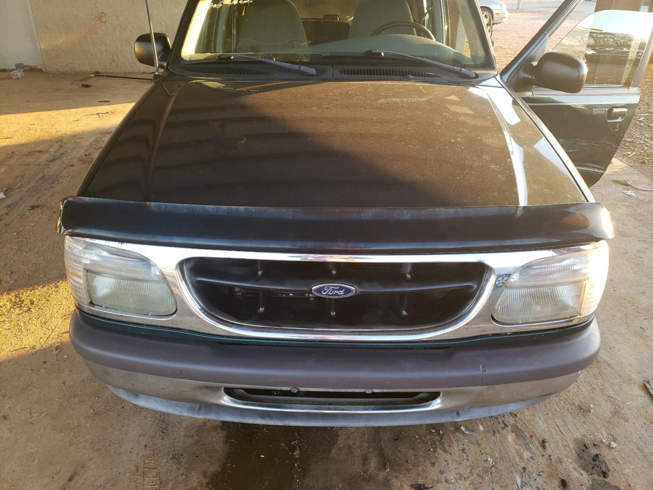 Photo 7 from auction – 1997 FORD EXPLORER with VIN 1FMDU34E8VUD54874