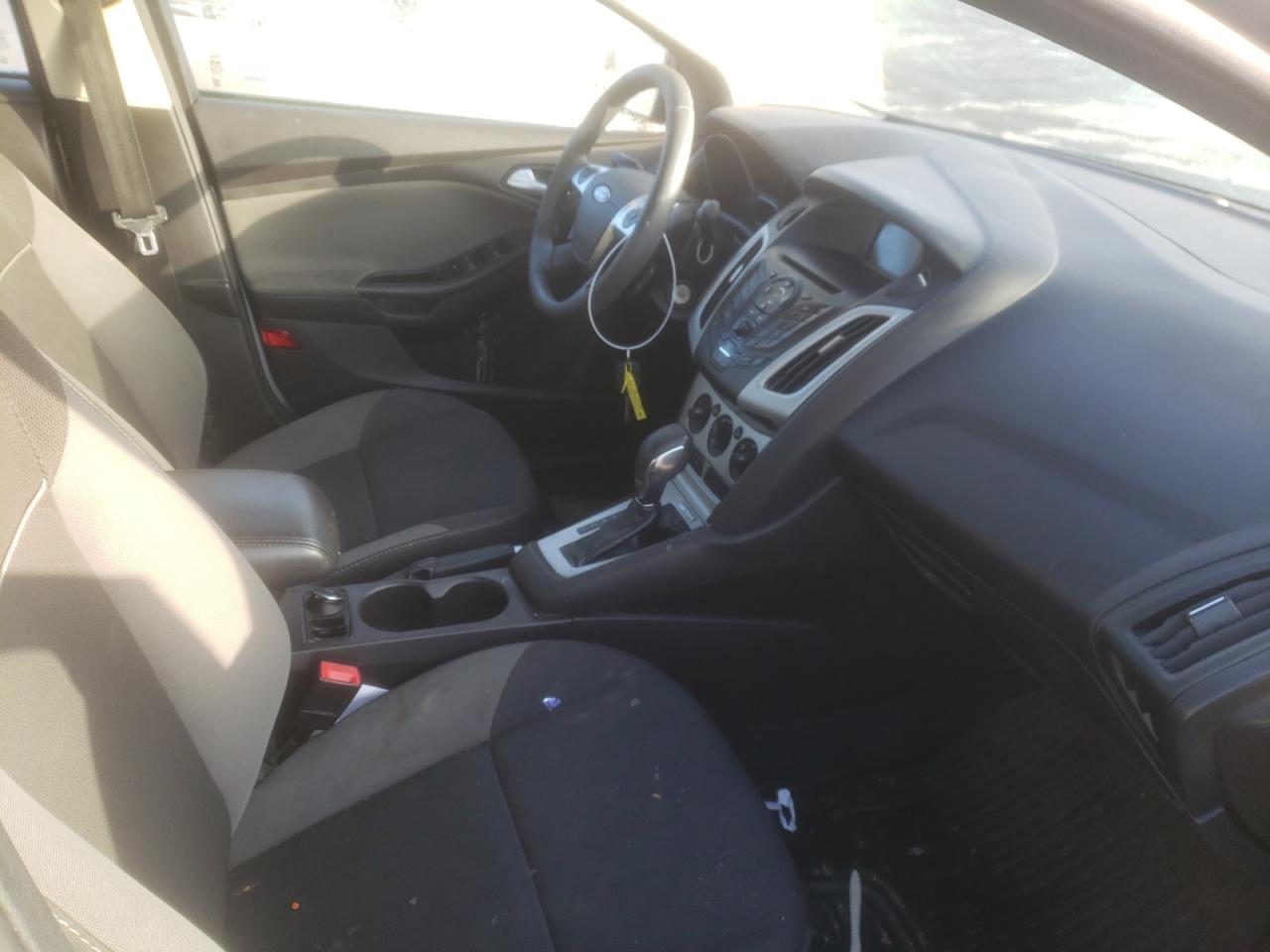 Photo 5 from auction – 2013 FORD FOCUS SE with VIN 1FADP3F22DL270896