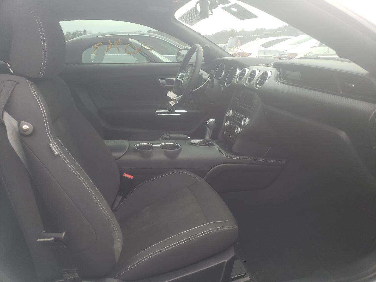 Photo 5 from auction – 2019 FORD MUSTANG with VIN 1FA6P8TH1K5177917