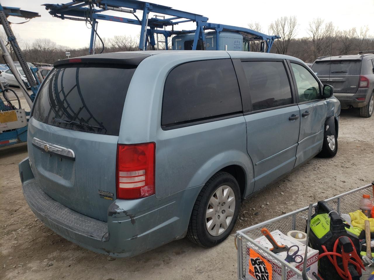 Photo 4 from auction – 2008 CHRYSLER TOWN & COU with VIN 2A8HR44H08R694442