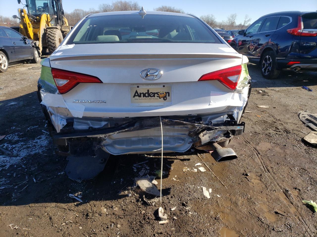 Photo 9 from auction – 2015 HYUNDAI SONATA SE with VIN 5NPE24AF9FH209114