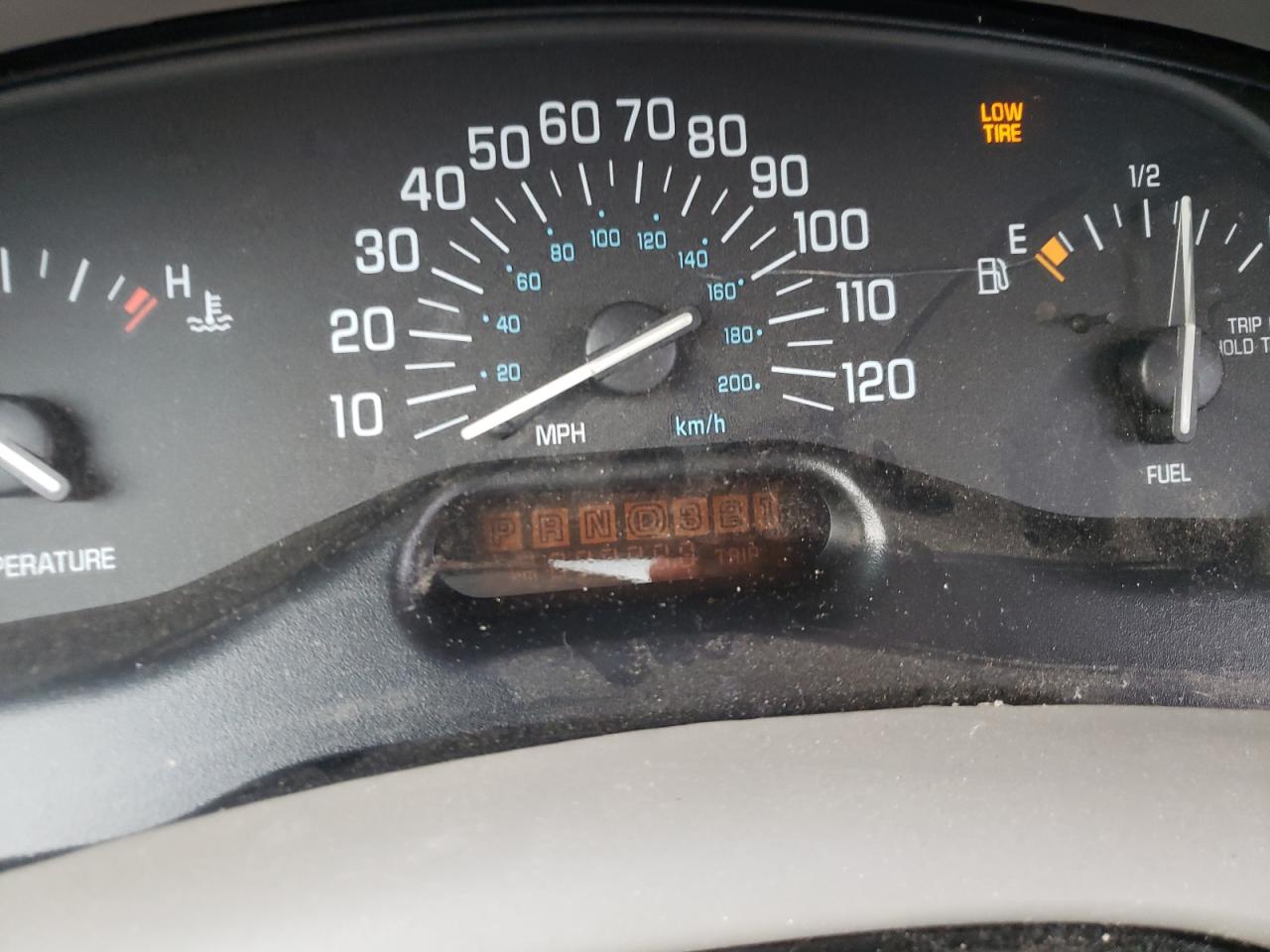 Photo 8 from auction – 2000 BUICK CENTURY CU with VIN 2G4WS52J6Y1335718