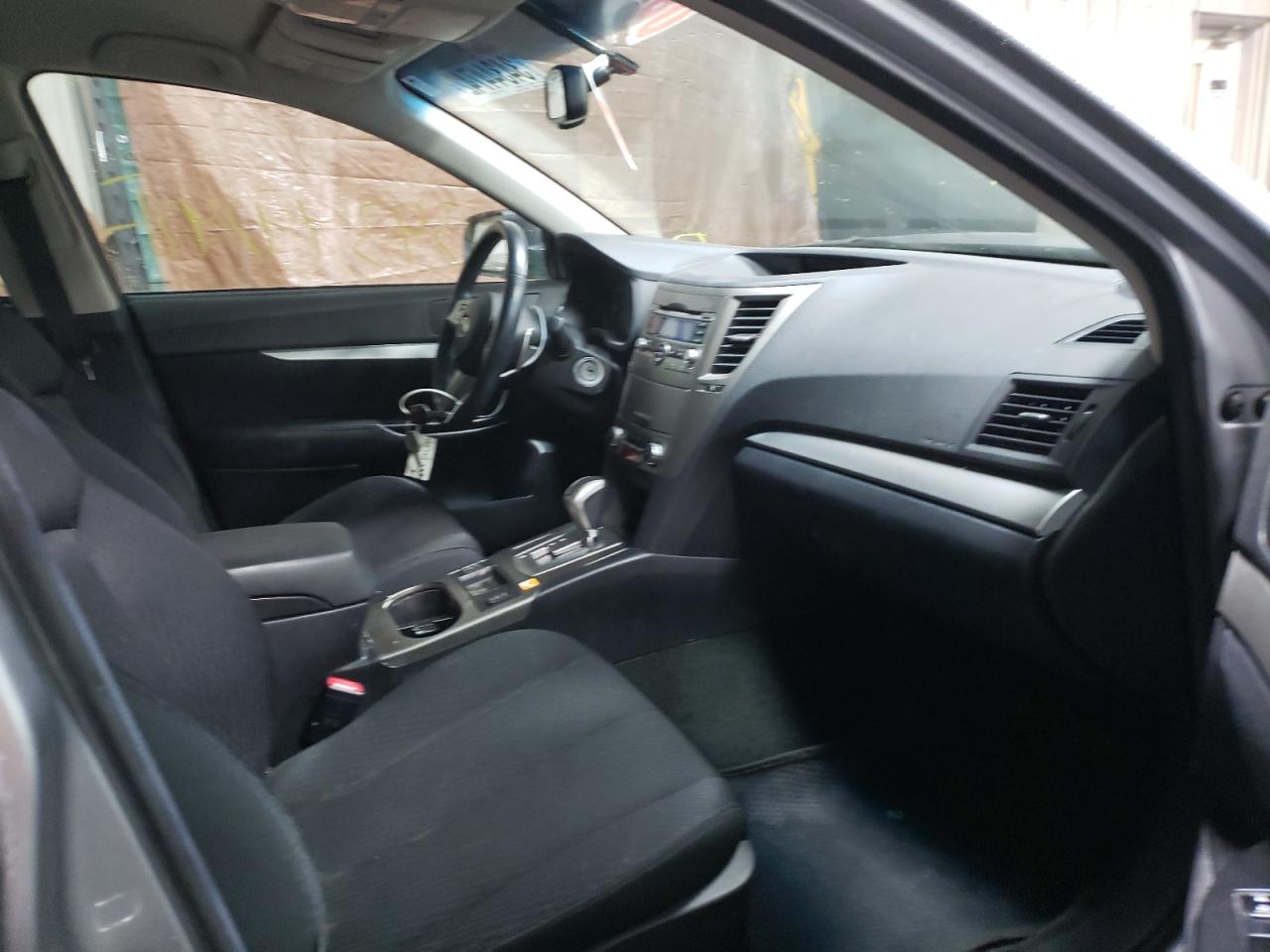 Photo 5 from auction – 2011 SUBARU LEGACY 2.5 with VIN 4S3BMCC63B3253412