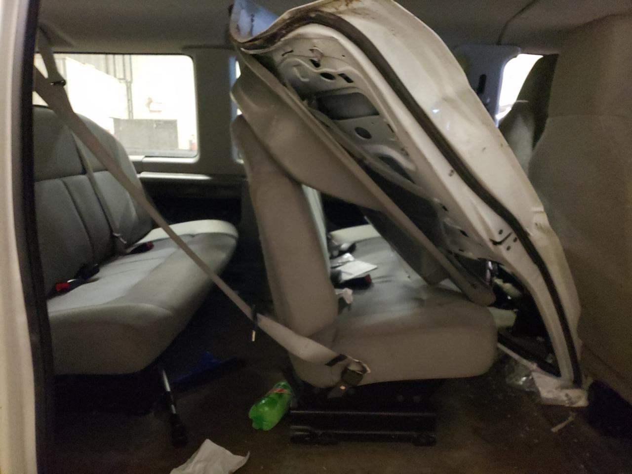 Photo 6 from auction – 2014 FORD ECONOLINE with VIN 1FBNE3BL7EDA00226