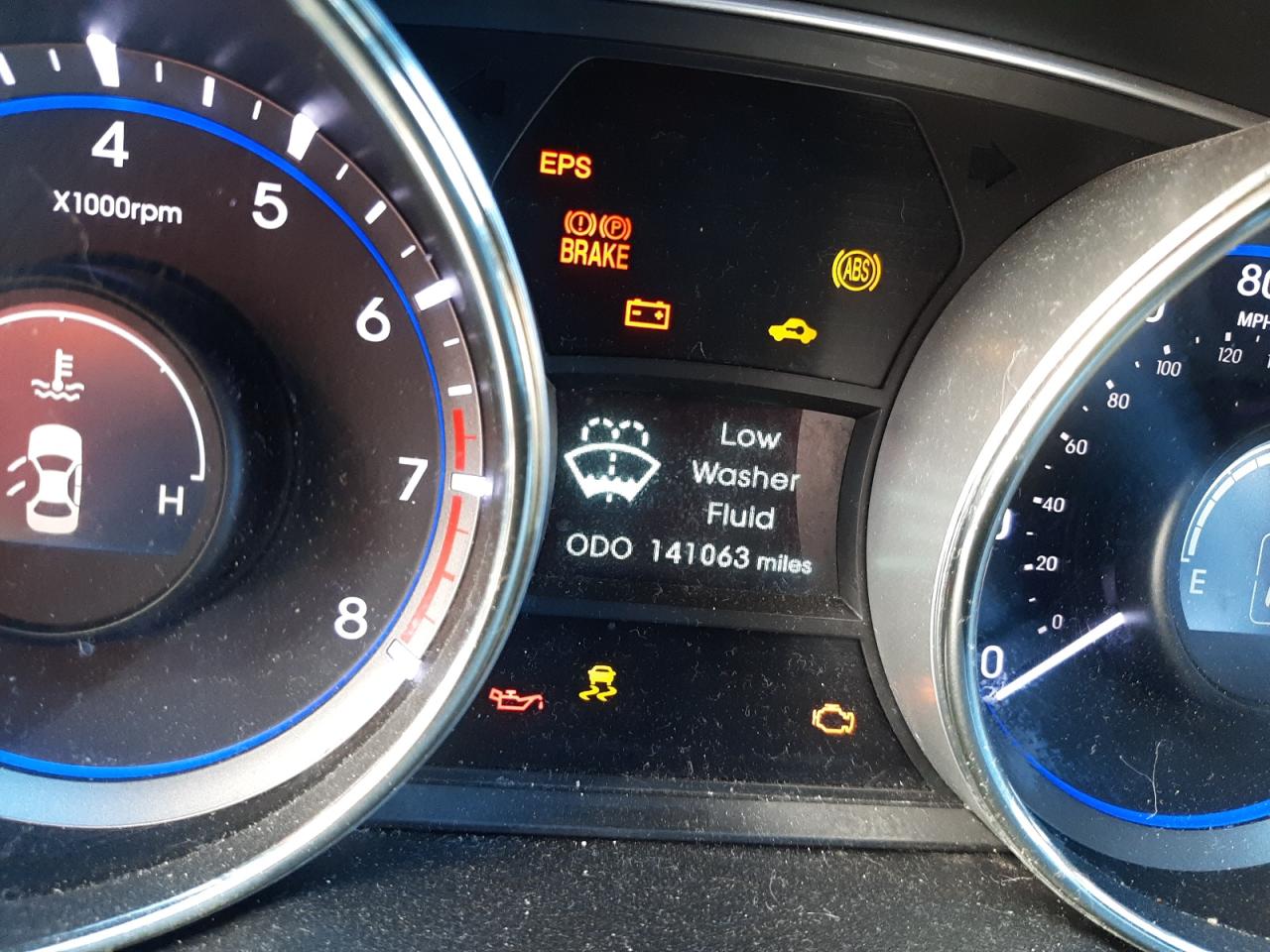 Photo 8 from auction – 2011 HYUNDAI SONATA SE with VIN 5NPEC4AC1BH118917
