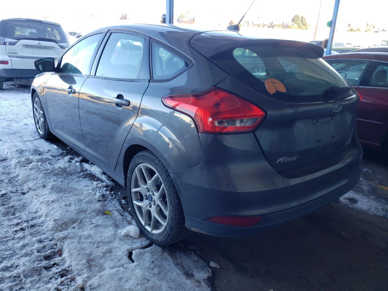 Photo 3 from auction – 2015 FORD FOCUS SE with VIN 1FADP3K24FL287532