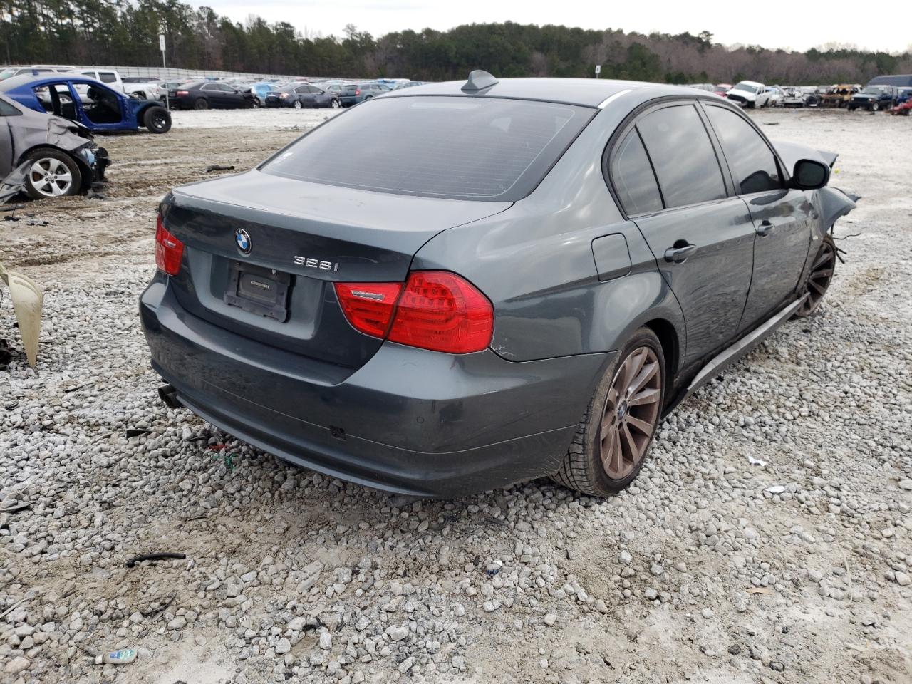 Photo 4 from auction – 2009 BMW 328 I SULE with VIN WBAPH57549NL79829