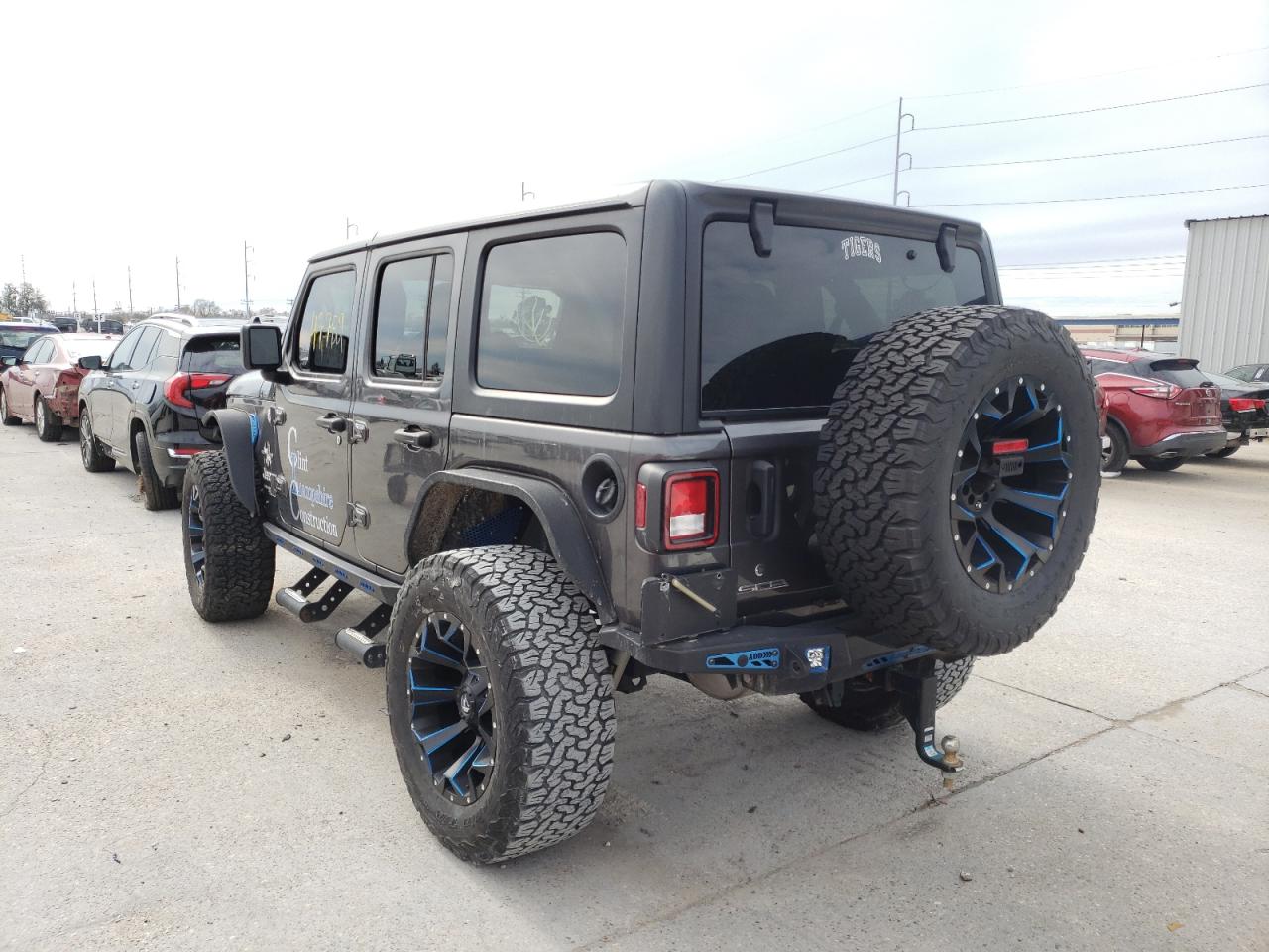 Photo 3 from auction – 2018 JEEP WRANGLER U with VIN 1C4HJXDG5JW187296
