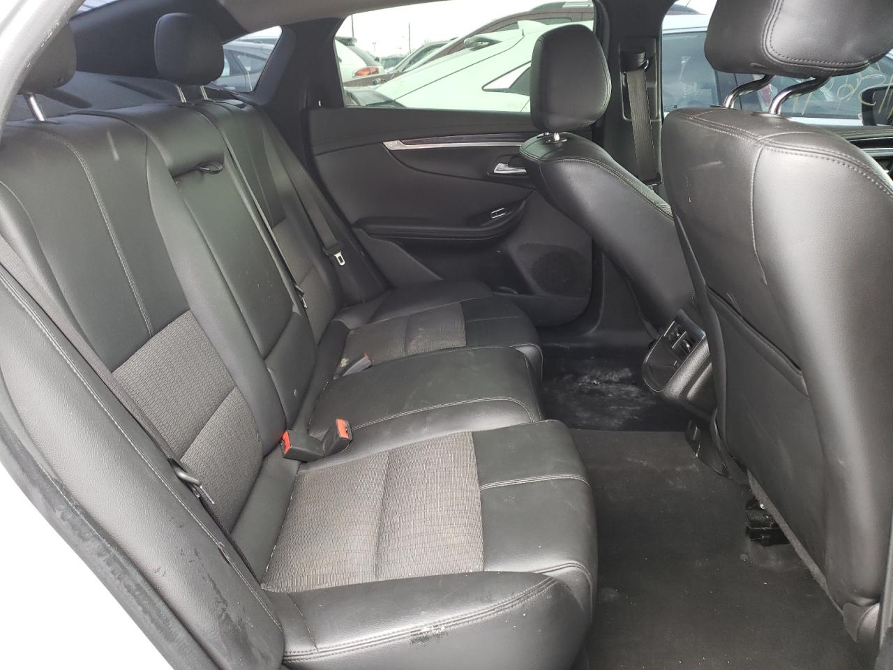 Photo 6 from auction – 2017 CHEVROLET IMPALA LT with VIN 2G1105S38H9171596