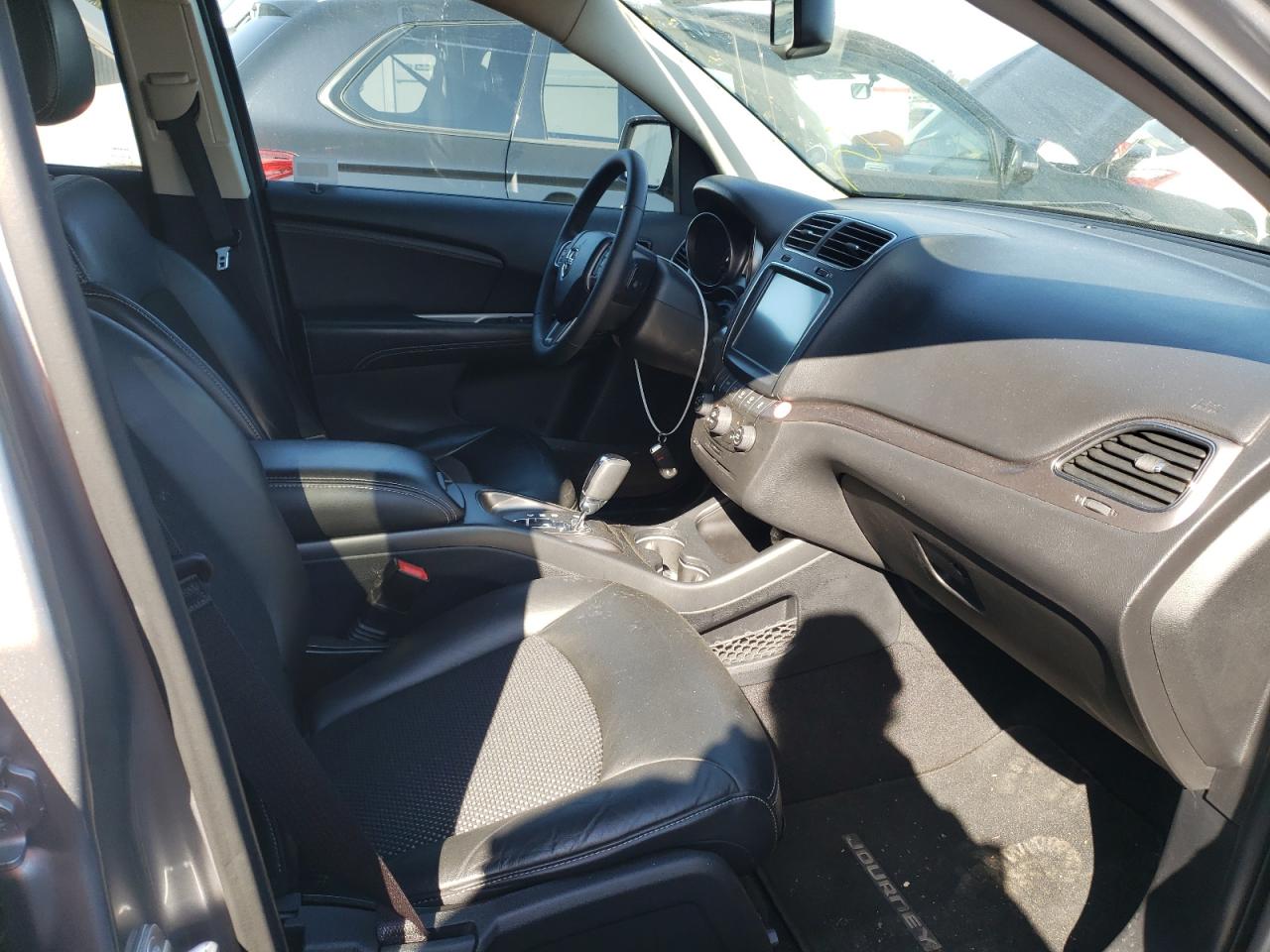 Photo 5 from auction – 2017 DODGE JOURNEY CR with VIN 3C4PDCGGXHT510832