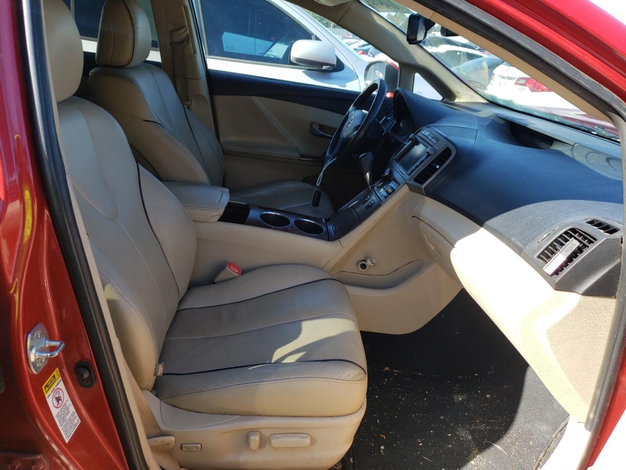 Photo 5 from auction – 2010 TOYOTA VENZA with VIN 4T3BK3BB3AU044140