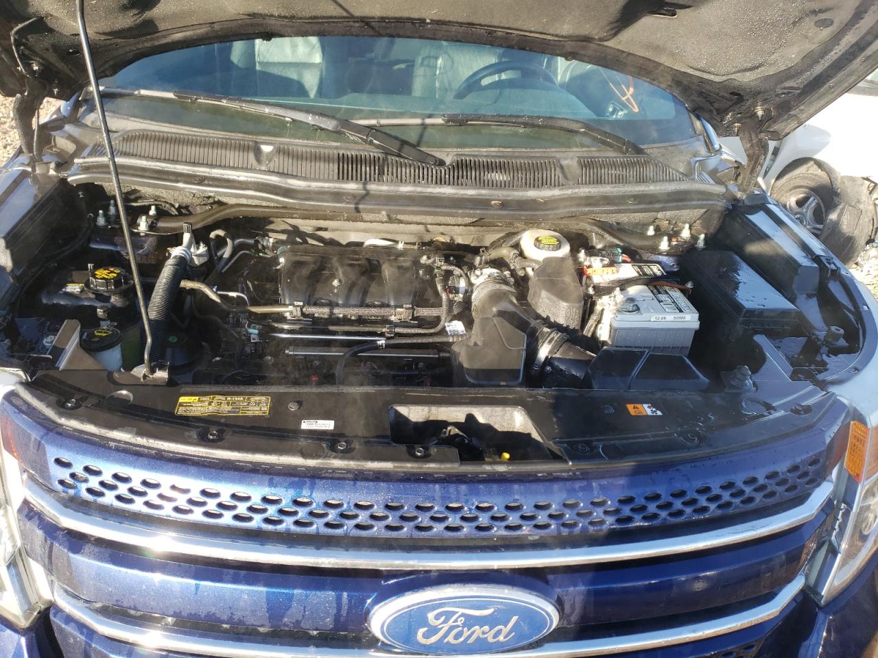 Photo 7 from auction – 2011 FORD EXPLORER L with VIN 1FMHK8F87BGA27825