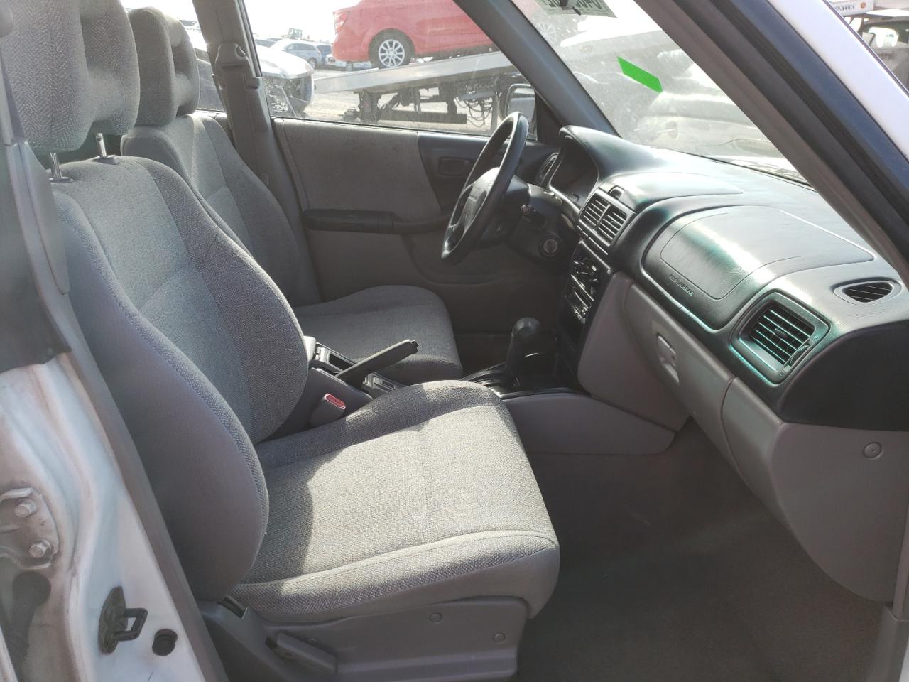 Photo 5 from auction – 2001 SUBARU FORESTER L with VIN JF1SF63511H748038