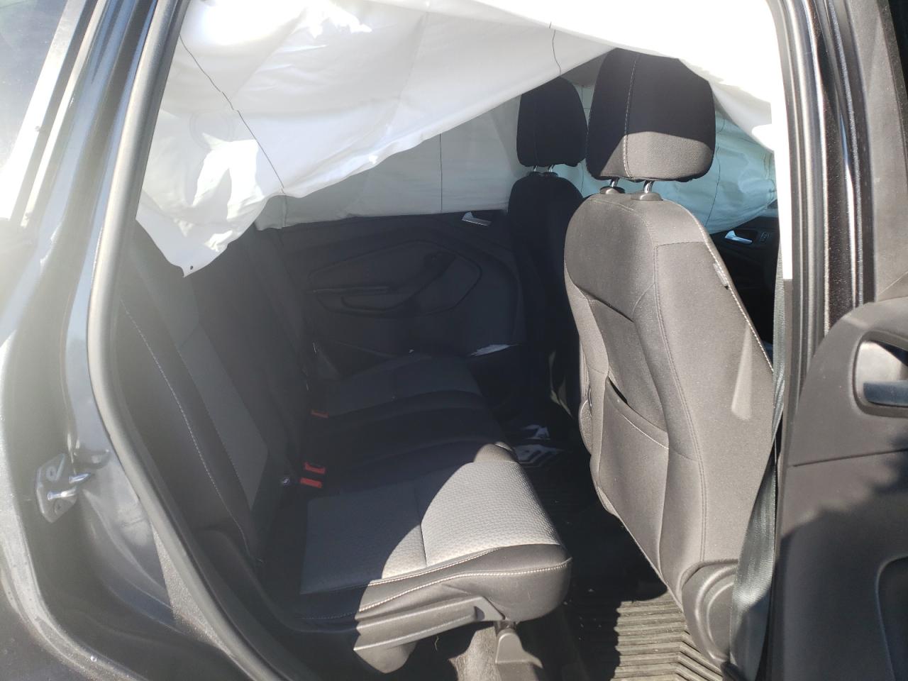 Photo 6 from auction – 2017 FORD ESCAPE SE with VIN 1FMCU0GD7HUA82531