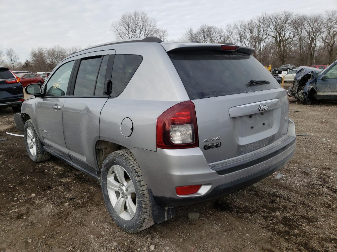 Фото 3 с аукциона – 2015 JEEP COMPASS LA с VIN 1C4NJDEB1FD270389