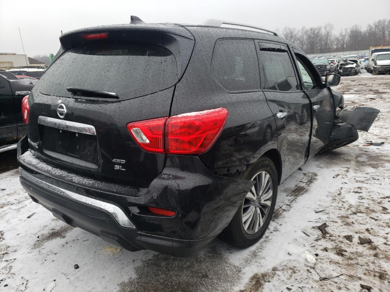 Photo 4 from auction – 2019 NISSAN PATHFINDER with VIN 5N1DR2MM1KC620806