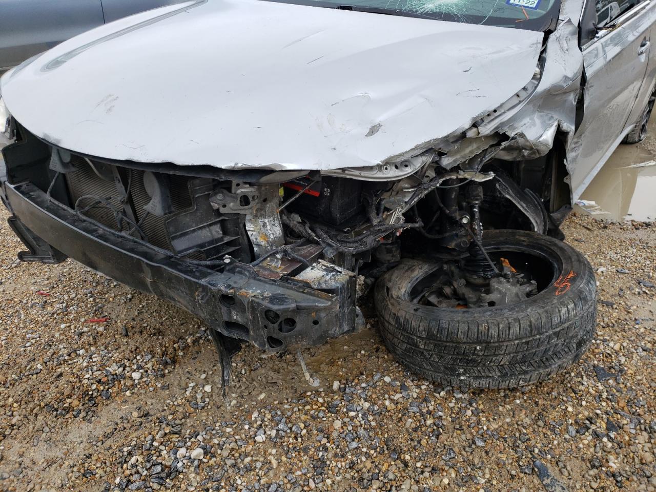 Photo 9 from auction – 2016 TOYOTA AVALON XLE with VIN 4T1BK1EB2GU240619