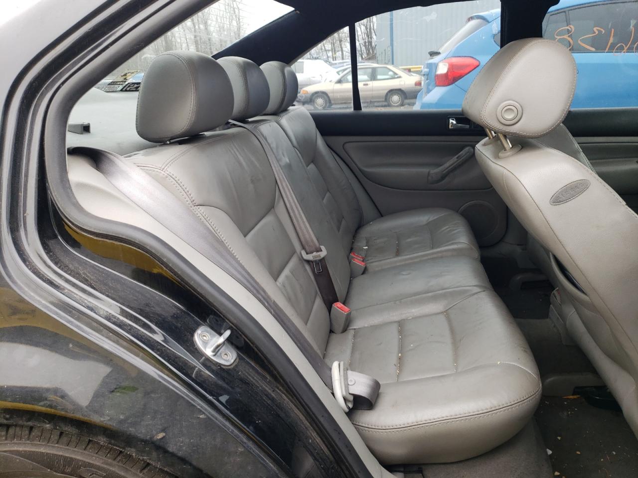 Photo 6 from auction – 2001 VOLKSWAGEN JETTA GLS with VIN 3VWSB69M91M184877