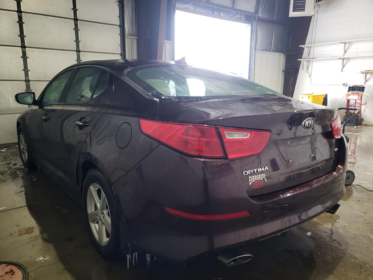 Photo 3 from auction – 2015 KIA OPTIMA LX with VIN 5XXGM4A72FG482368