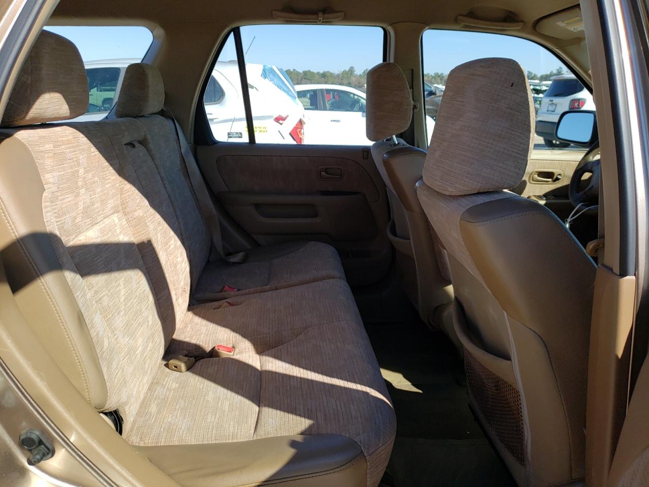Photo 6 from auction – 2004 HONDA CRV with VIN JHLRD68454C021942