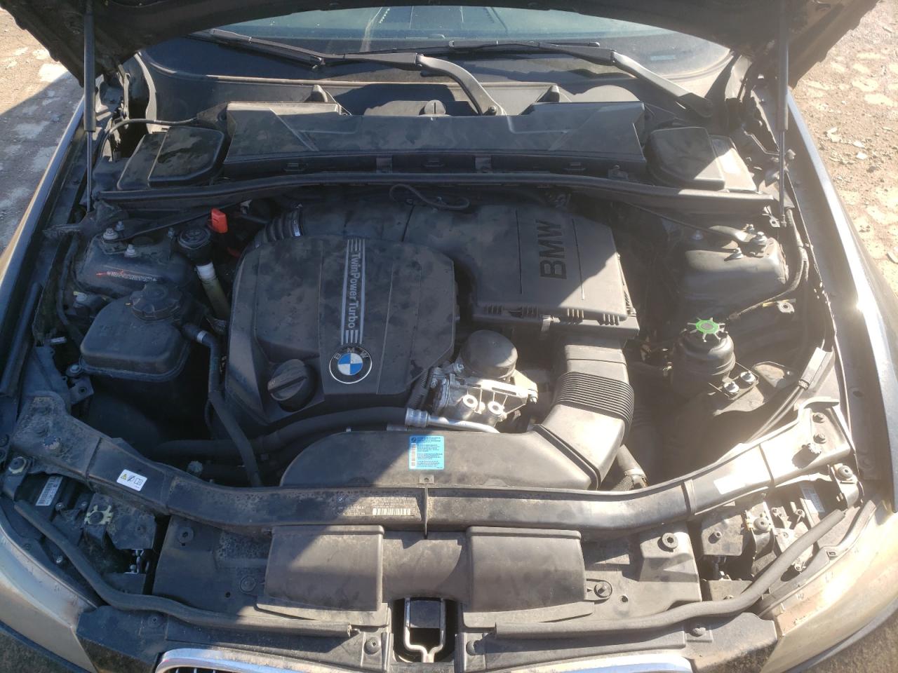 Photo 7 from auction – 2011 BMW 335 I with VIN WBAPM5C52BE575677