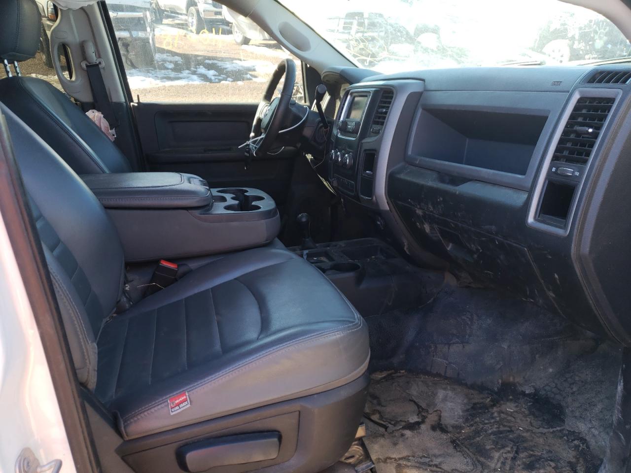 Photo 5 from auction – 2018 RAM 3500 ST with VIN 3C63RRGL2JG132947