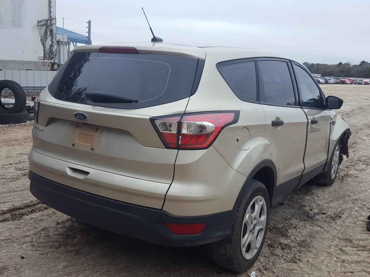 Photo 4 from auction – 2018 FORD ESCAPE S with VIN 1FMCU0F72JUB95787