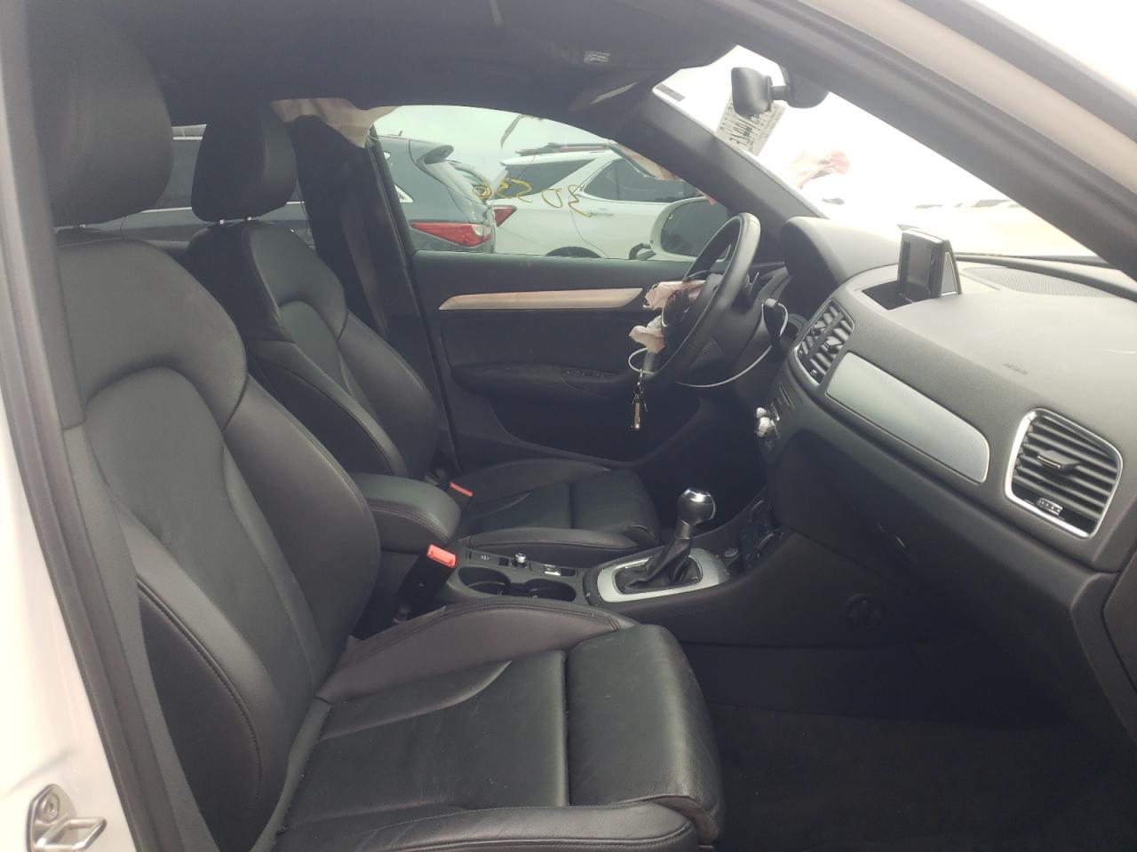 Photo 5 from auction – 2018 AUDI Q3 PREMIUM with VIN WA1BCCFS0JR034442